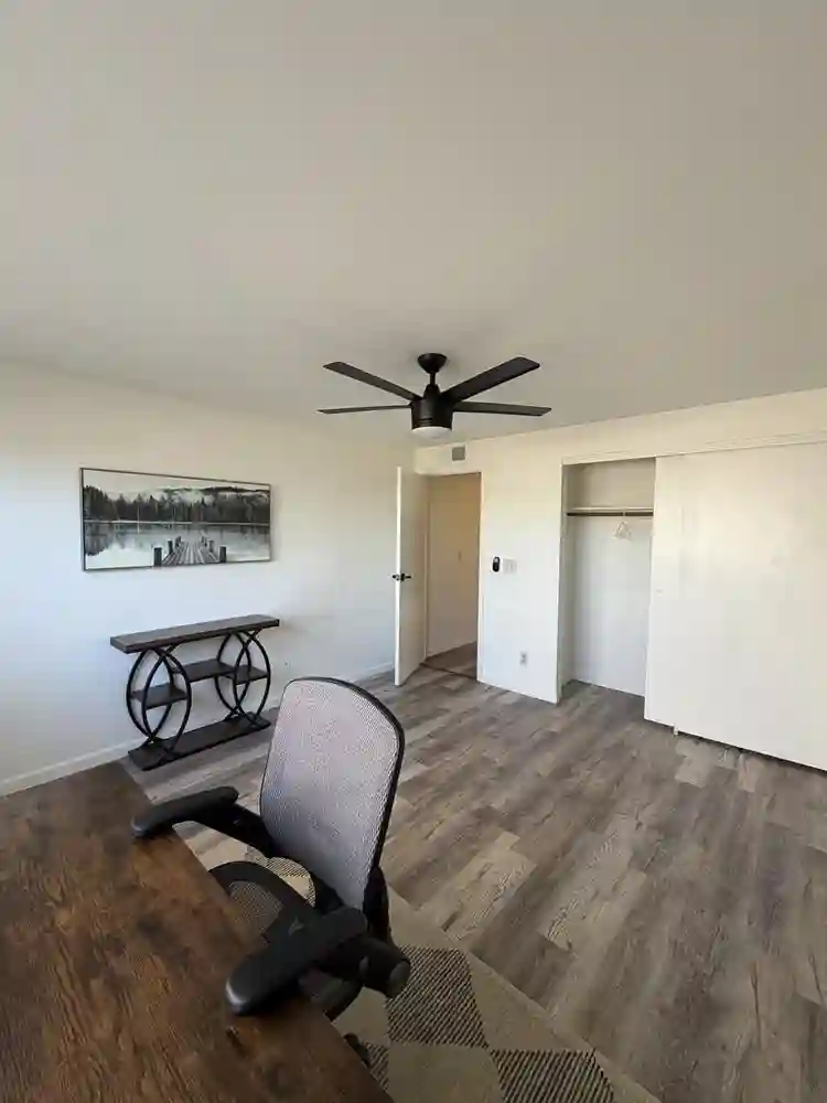 Furnished+Private Bath+Utilities