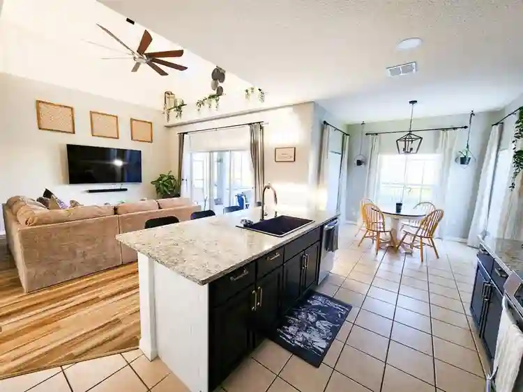 Private Furnished Room – Kissimmee