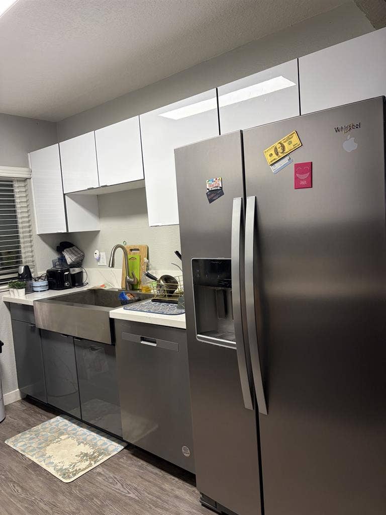 Busco roomate mujer| habitación