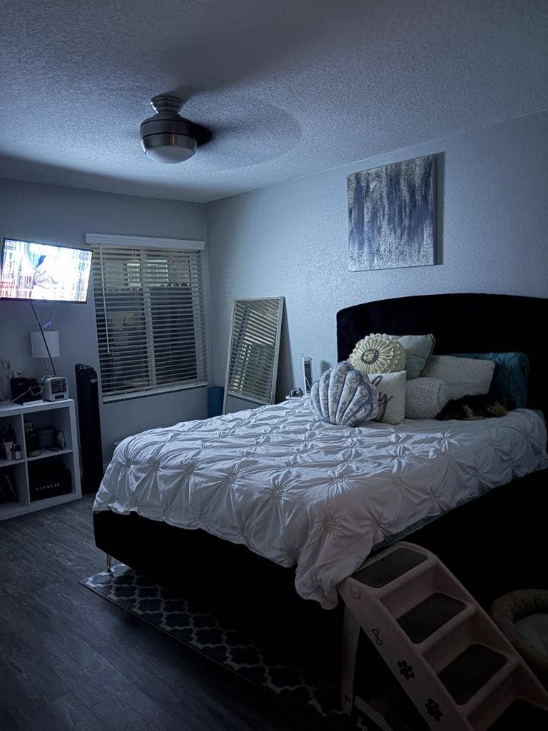 Busco roomate mujer| habitación