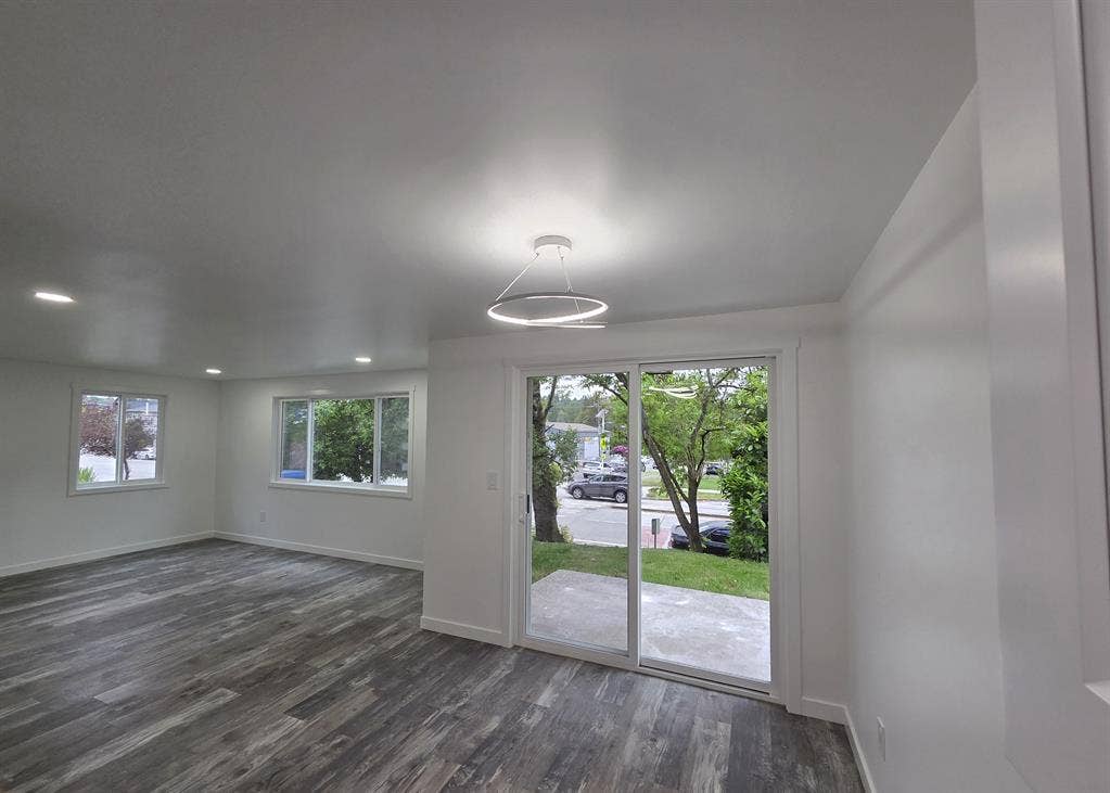 West Seattle 2bd 1bth Apartment