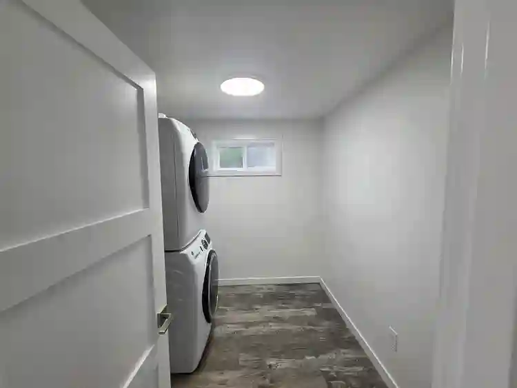 West Seattle 2bd 1bth Apartment
