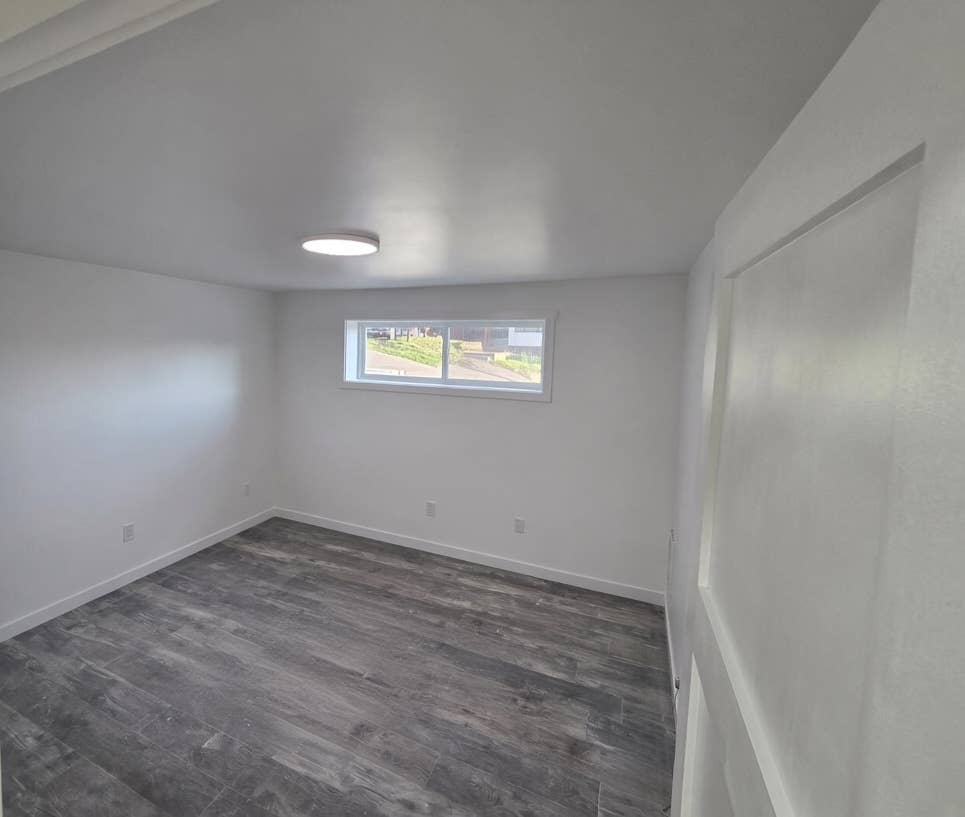 West Seattle 2bd 1bth Apartment