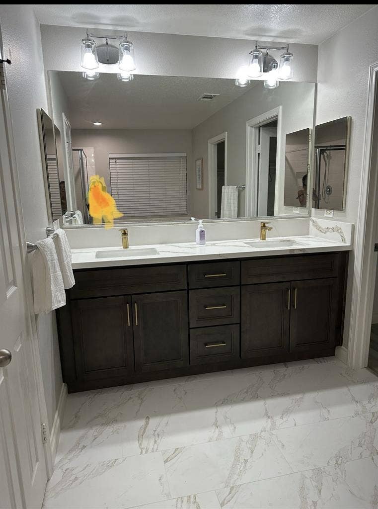 Private room for rent