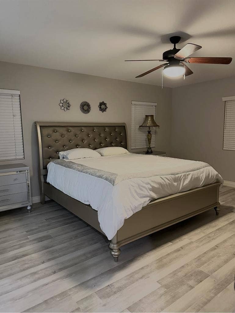 Private room for rent