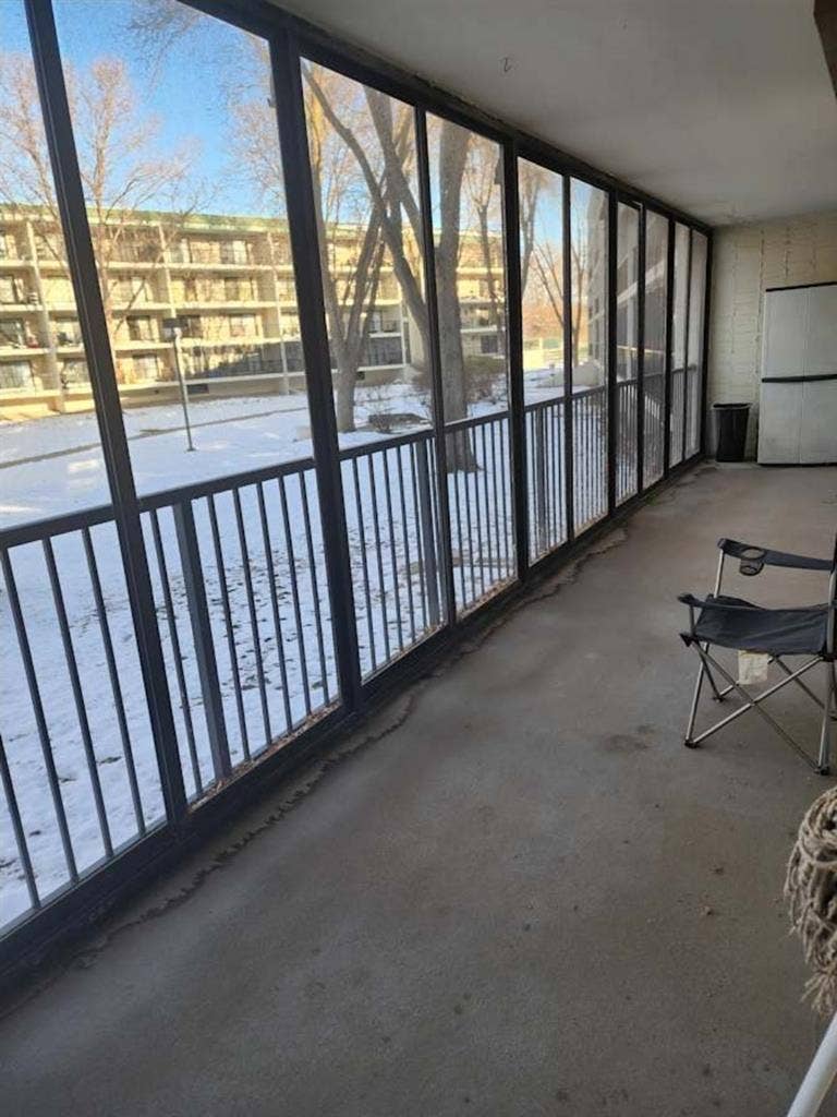 Spacious 2b2b available.