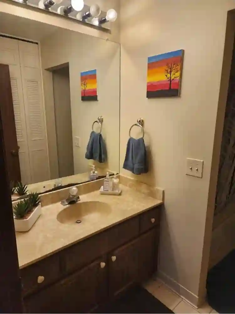 Spacious 2b2b available.