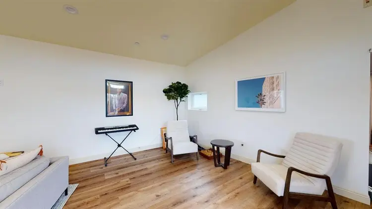 1 BR in East Palo Alto