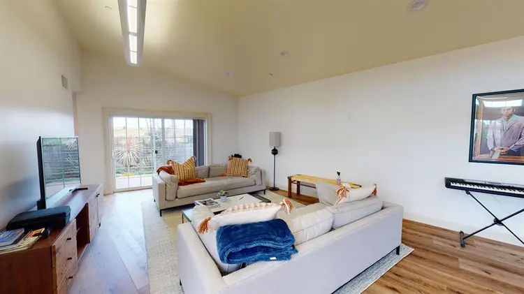 1 BR in East Palo Alto