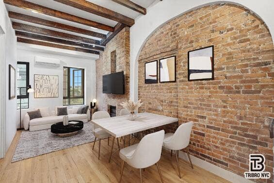 Find Your Place in Williamsburg