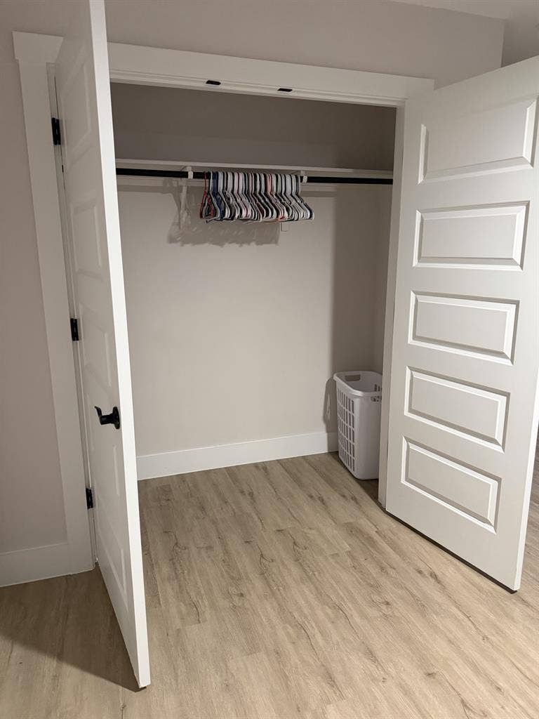 Fully furnished bedroom and bath