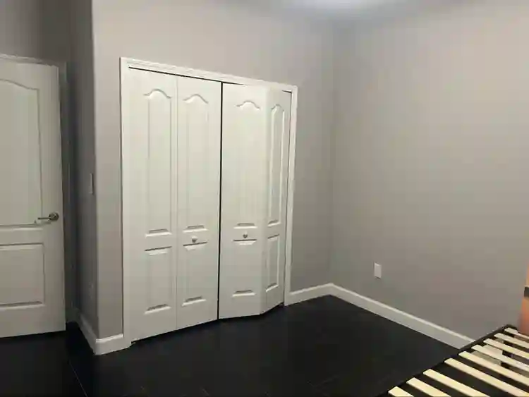Modern Private Room in Lakeland
