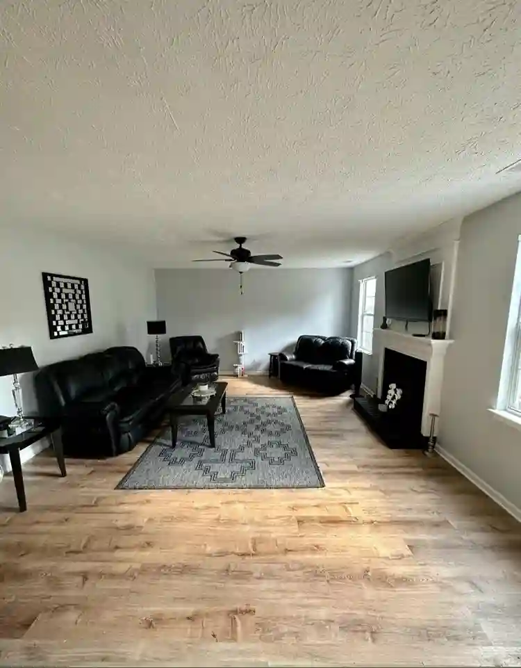 Furnished room