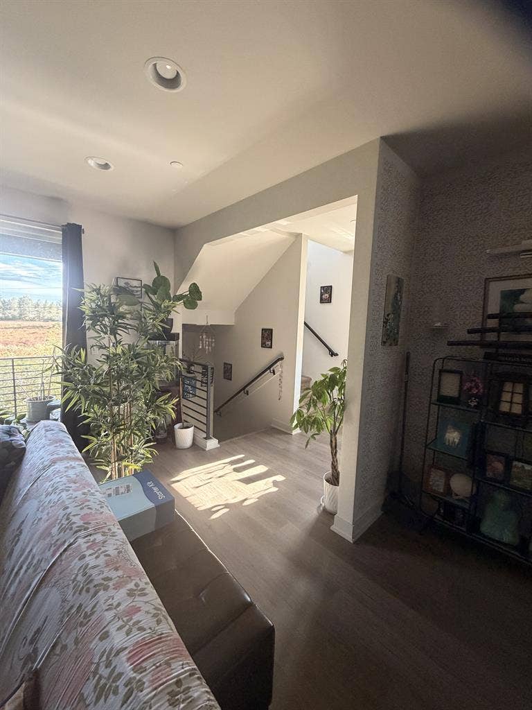 3 story Townhome- 2 rooms available