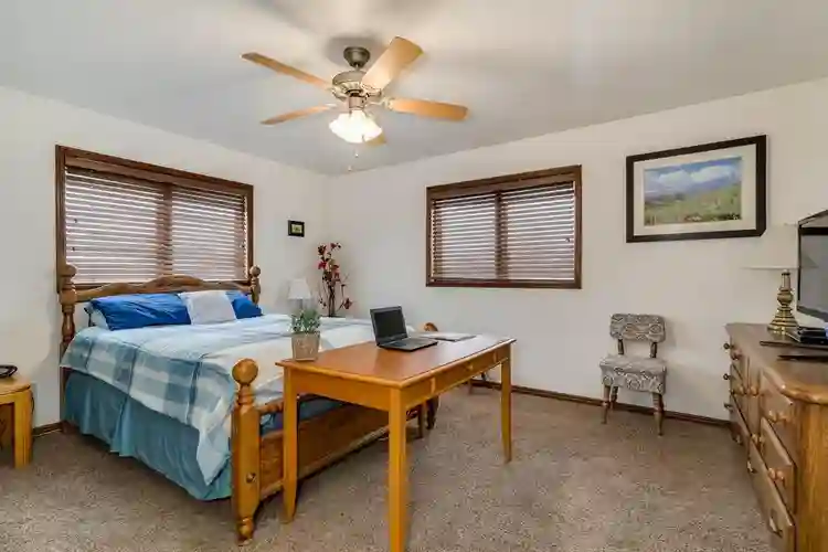 Furnished primary suite in Syracuse