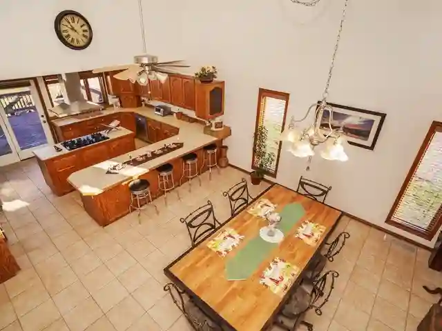 Furnished primary suite in Syracuse