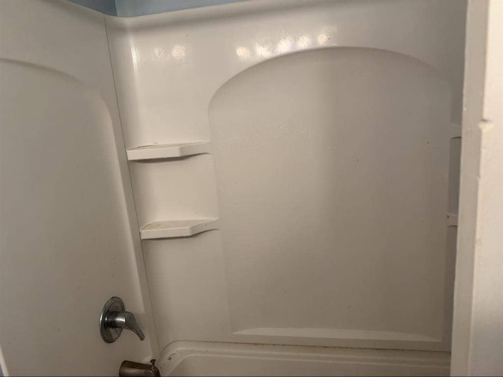 Looking for roommate