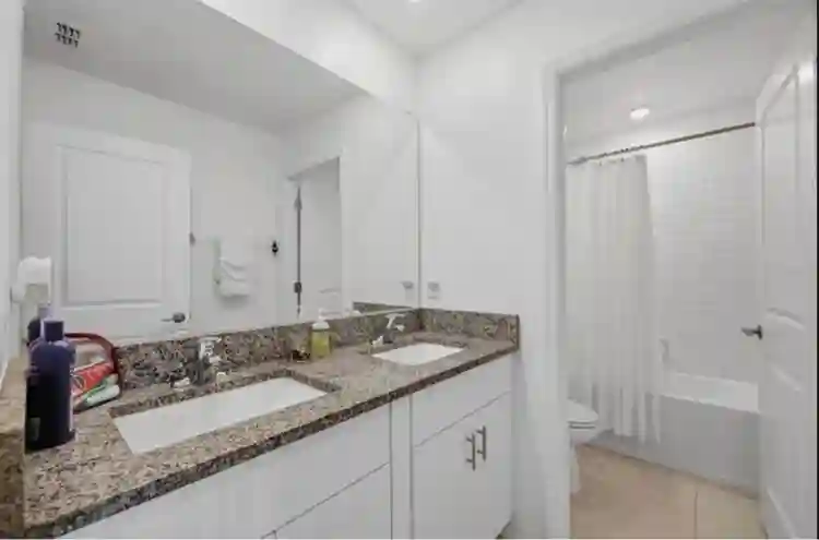 Zephyrhills rooms for rent