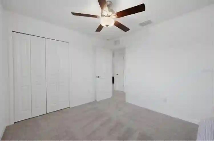 Zephyrhills rooms for rent