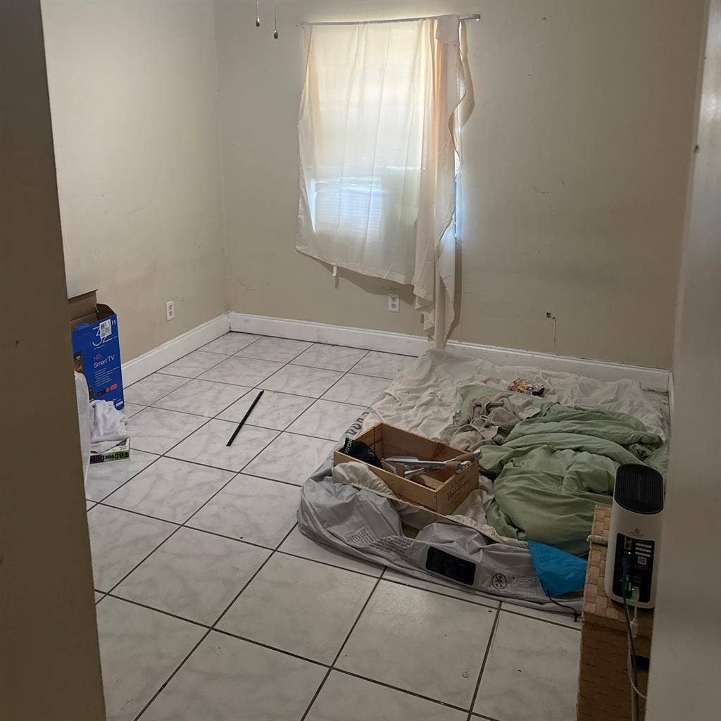 Two rooms available for rent
