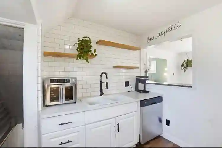 Private Unfurnished Bedrooms
