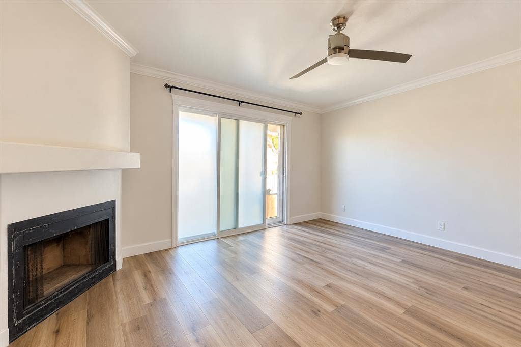 Room available in Baldwin hills