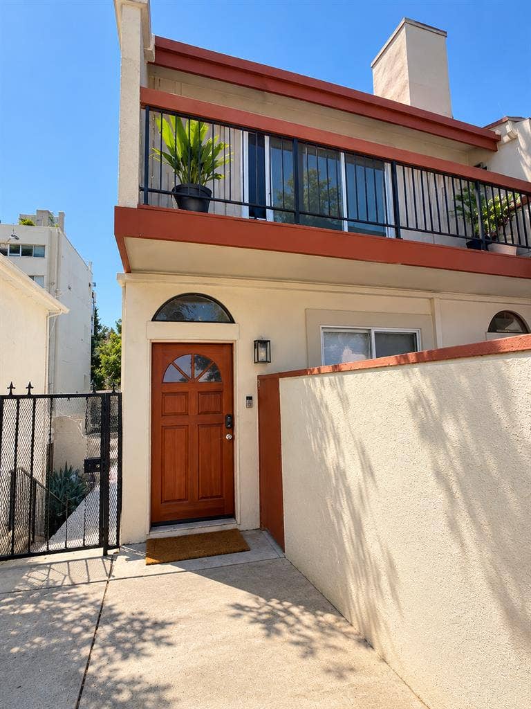 Room available in Baldwin hills