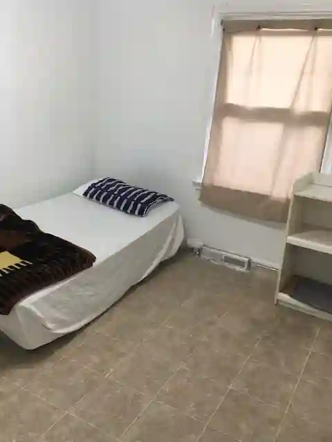 NEAR SUBWAY PRIVATE FURNISHED ROOMS
