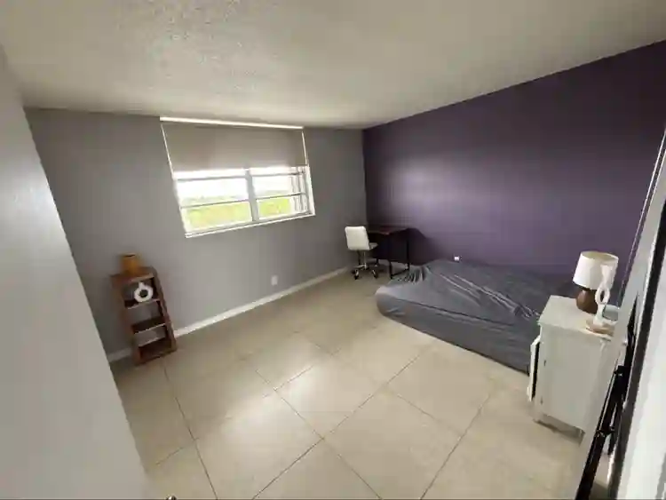 Very nice neighborhood, clean house