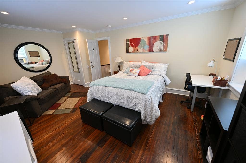 Extra Large Bedroom Available
