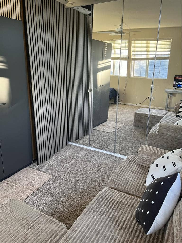 MiniSuite with dry bar /coffeeBar