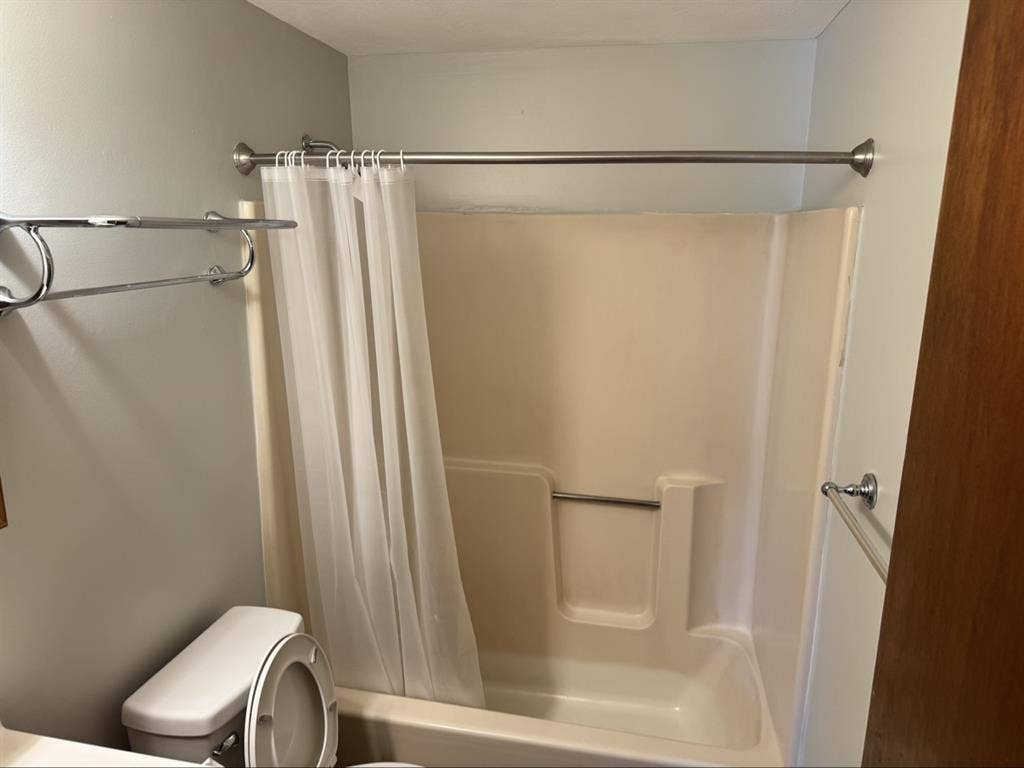 Room available for rentt