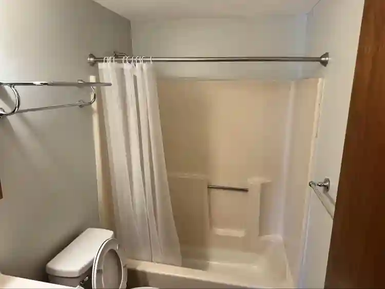 Room available for rentt