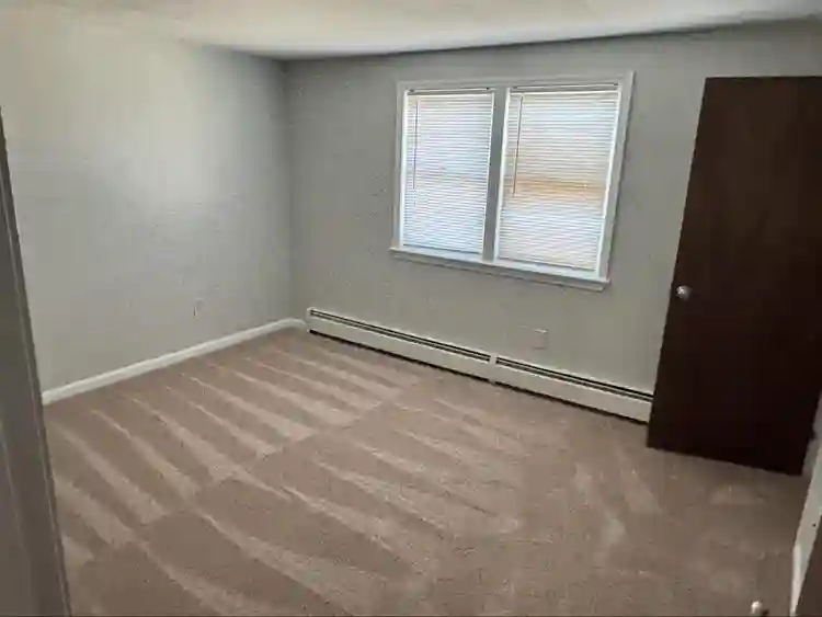 Room available for rentt