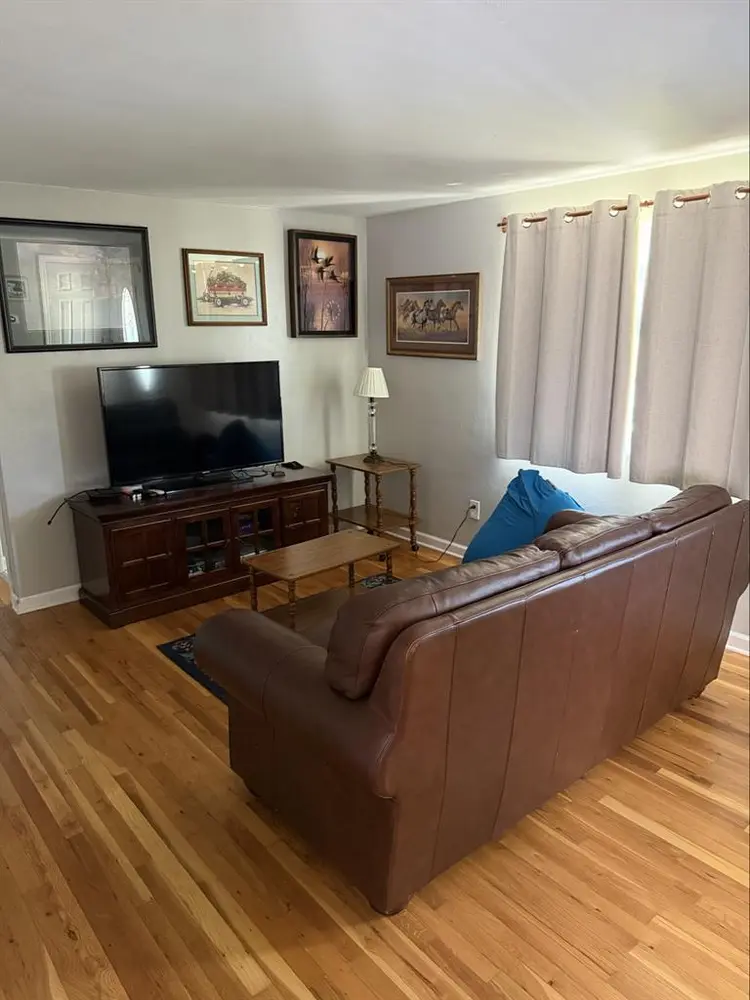 Roommate in Private house