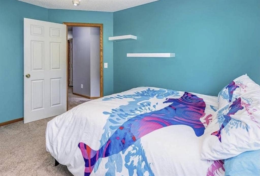 Private room available. Townhouse.