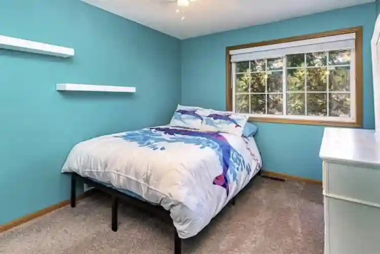 Private room available. Townhouse.