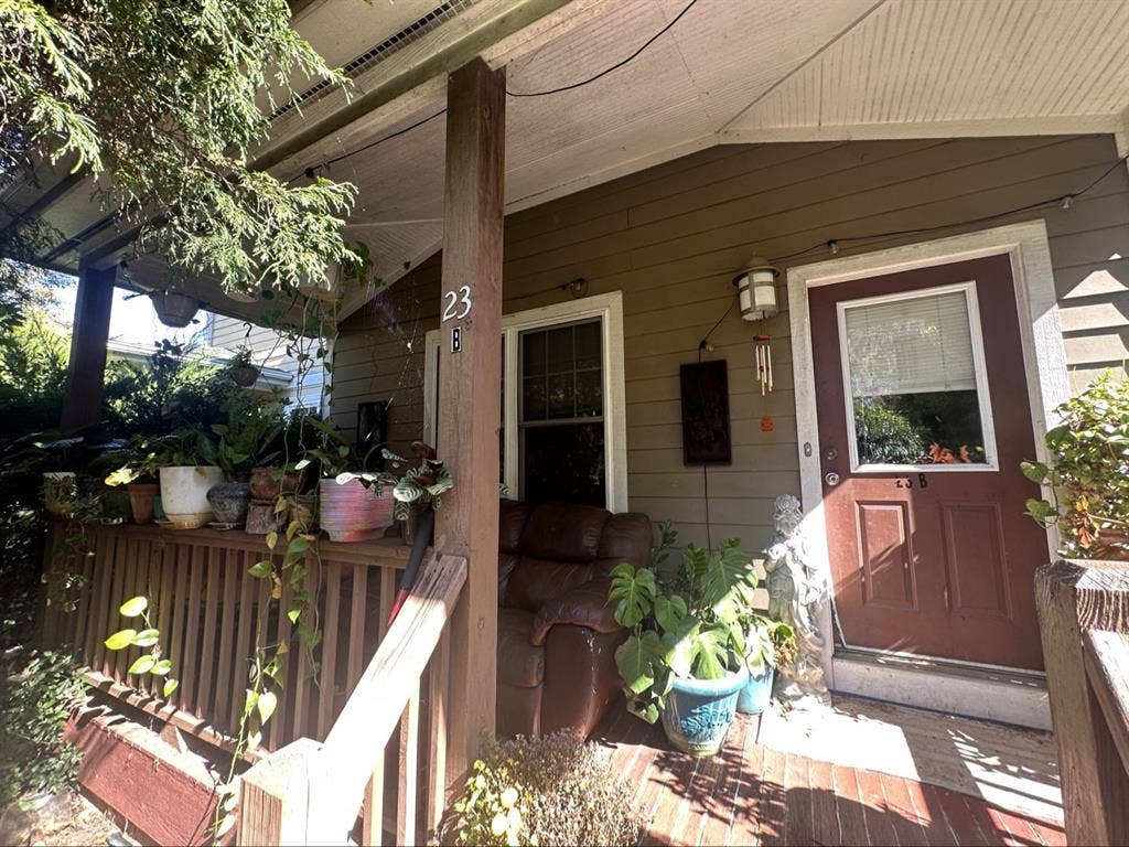 Room near downtown AVL $722