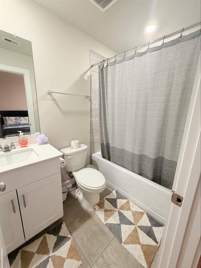 Furnished Private rooms for Rent