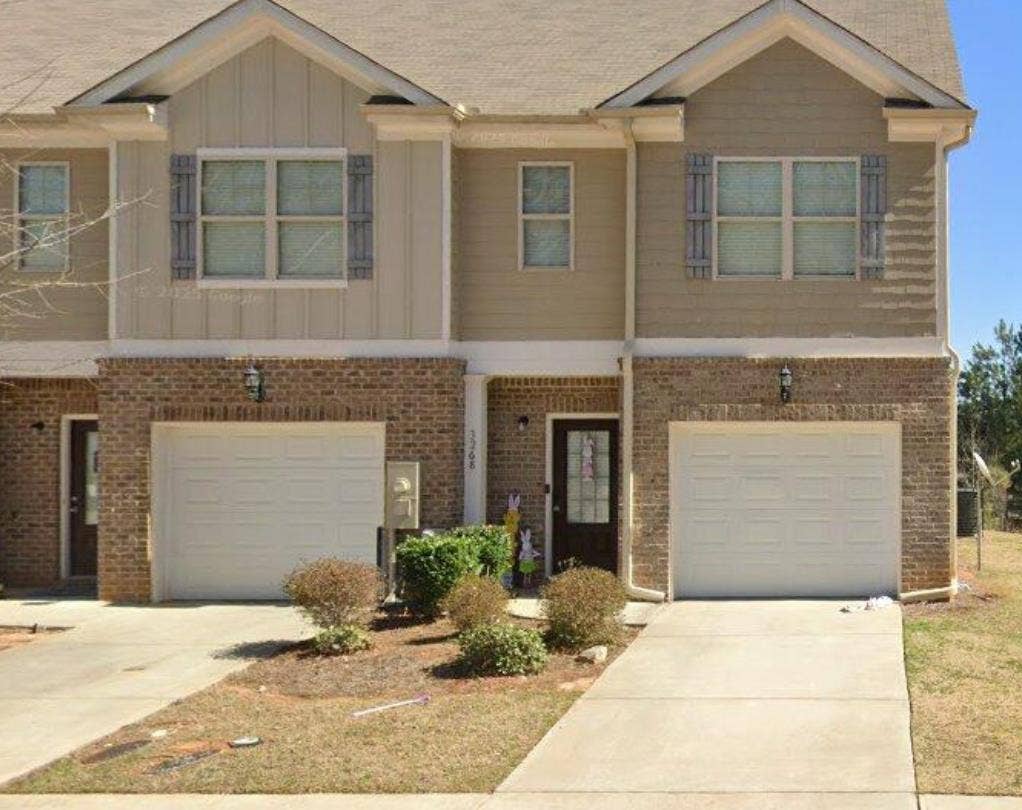 3 BR in Stonecrest
