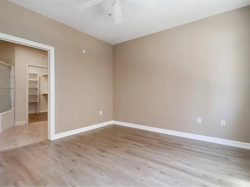 Master Bedroom Downtown San Diegoo