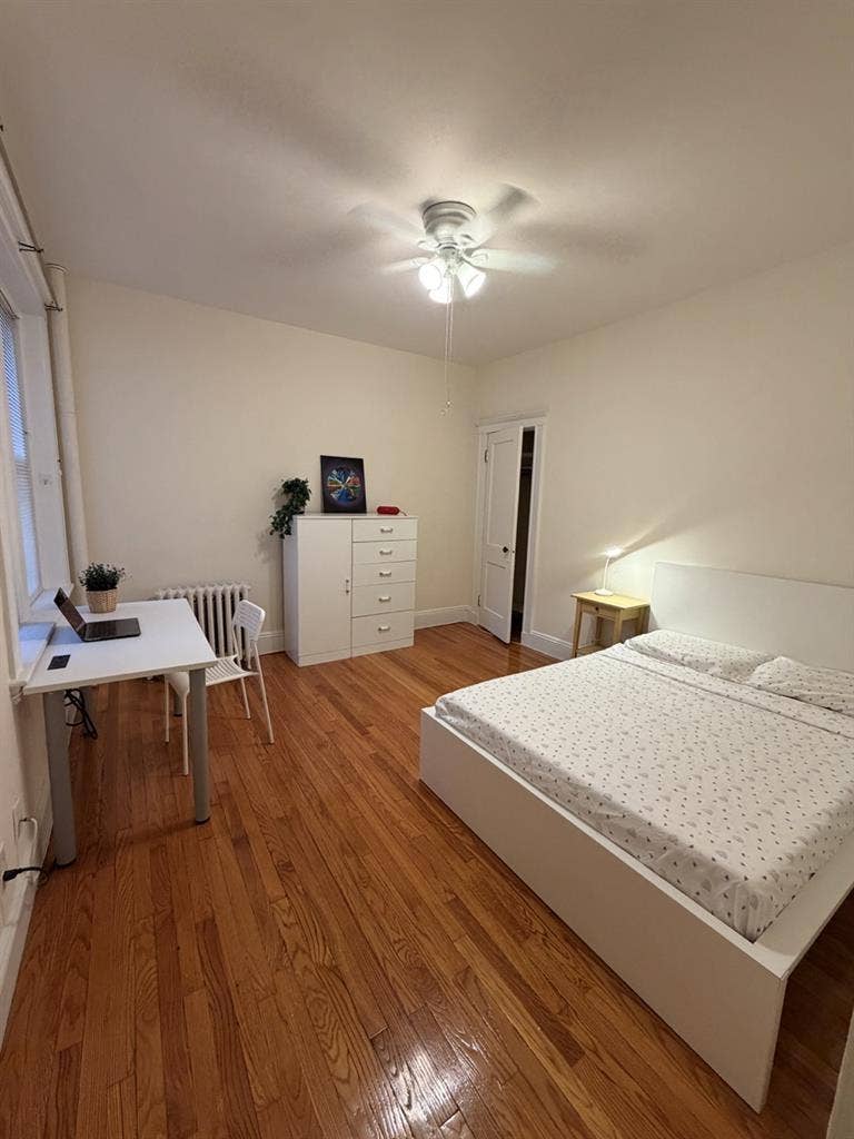 Spacious& Bright Room:All Inclusive