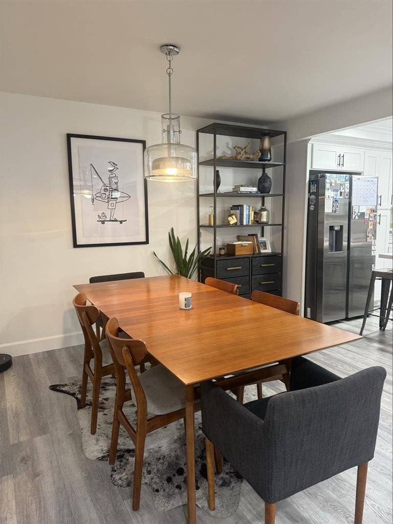 Irvine Beautiful Home 2 BR / 2 BA