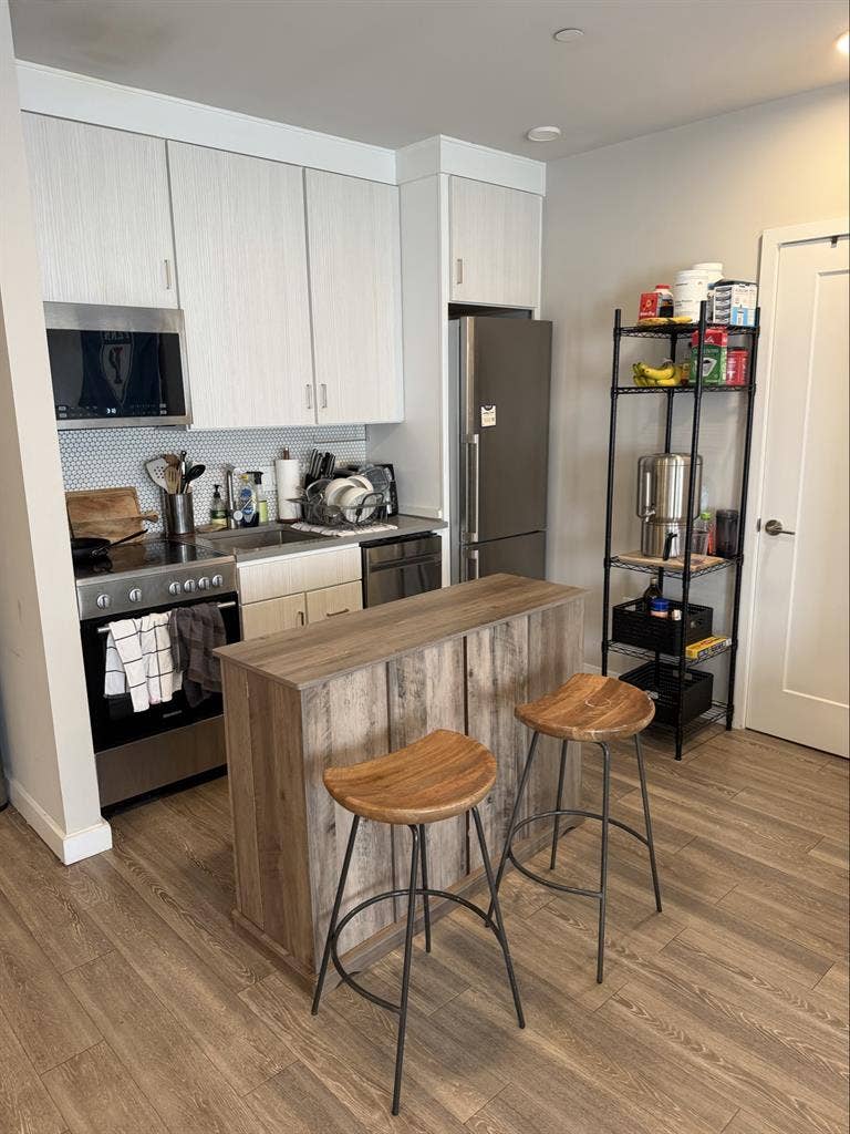 Looking for Sublet!!!