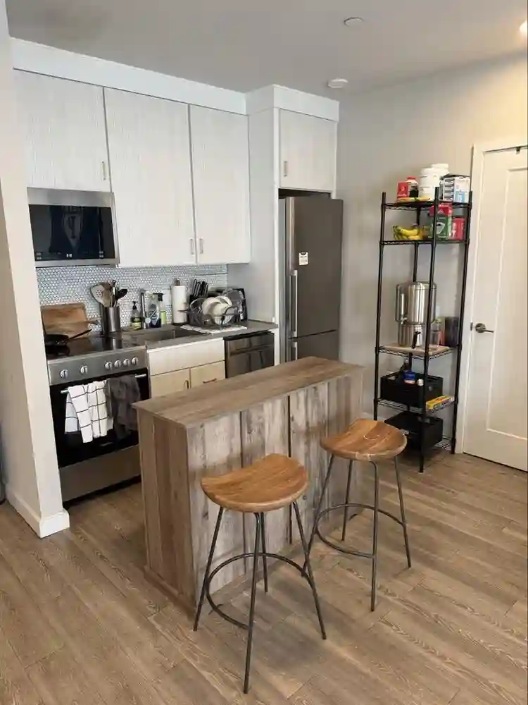 Looking for Sublet!!!