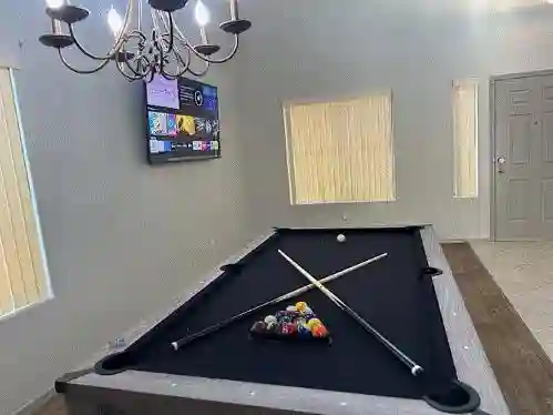 Master Bedroom Suite For Rent
