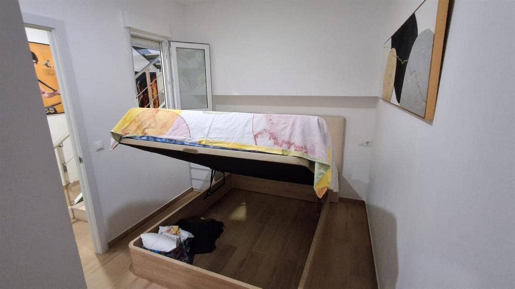 Habitacion cama doble.