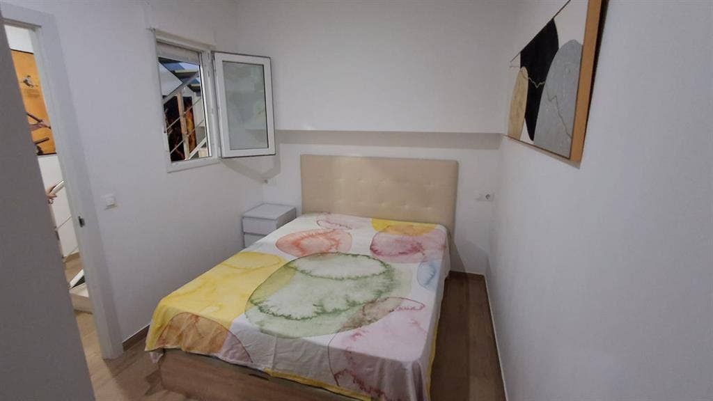 Habitacion cama doble.
