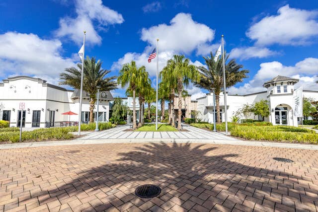 $850 Furnished Room - 20 Min Disney