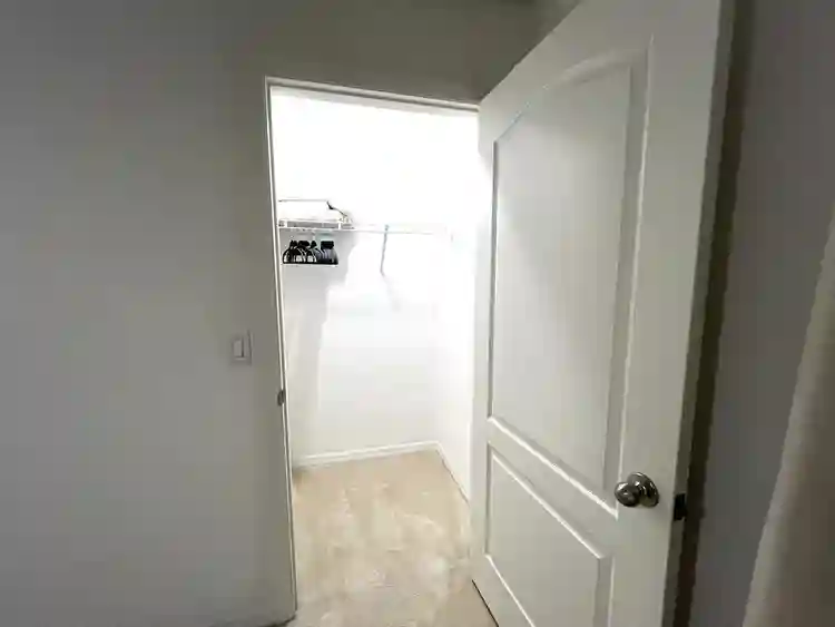 $850 Furnished Room - 20 Min Disney
